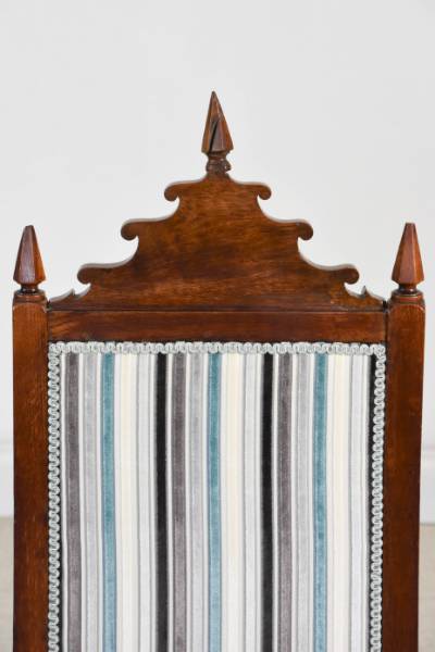 Profusely Carved Victorian Oak Side Chair 